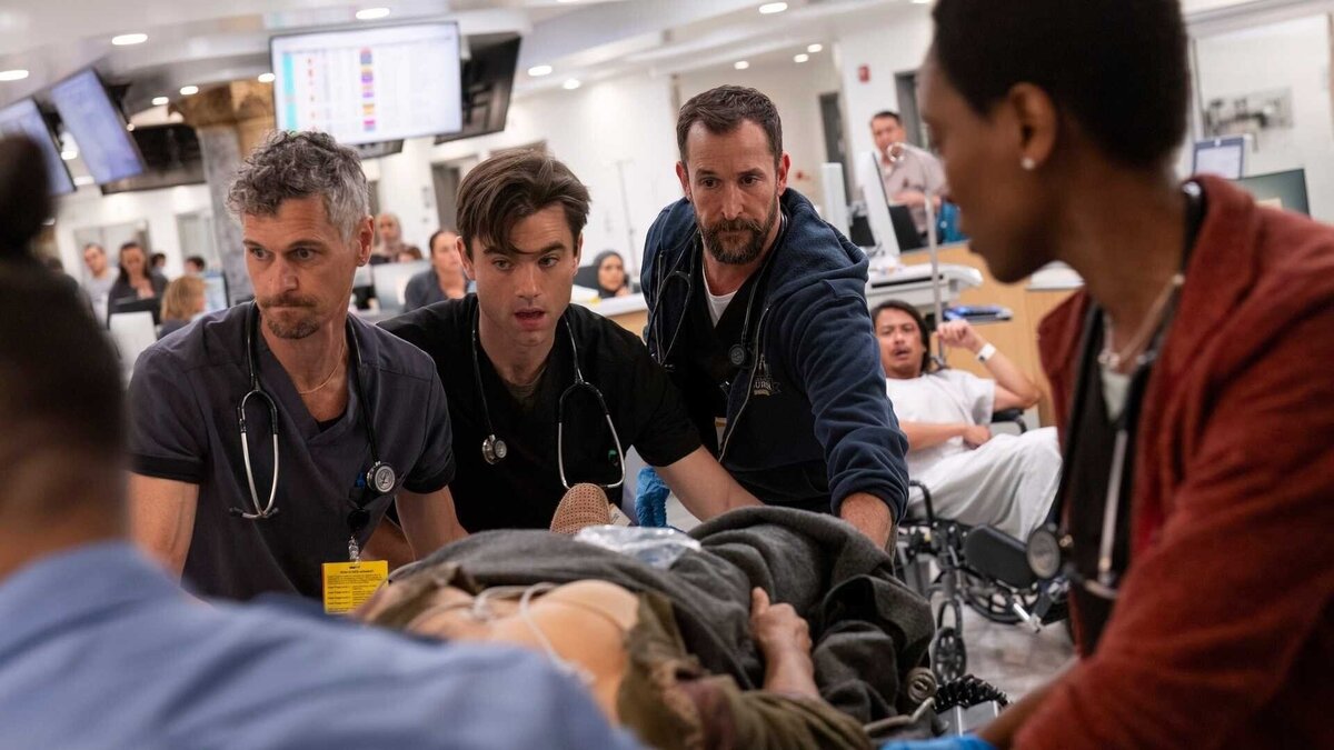 Сцена из сериала «Больница Питт»