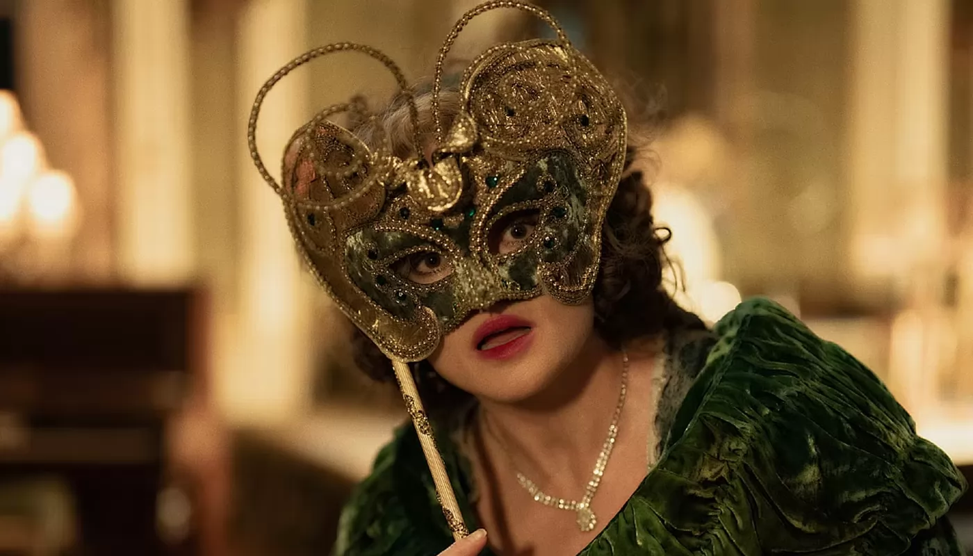 Helena Bonham Carter will move into the White Lotus